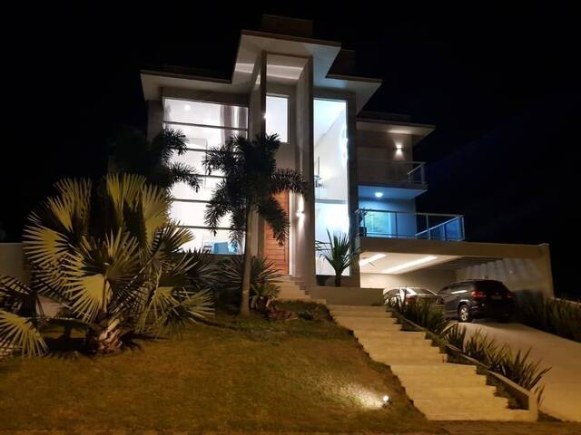 #24 - Casa para Venda em São José dos Campos - SP